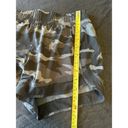 Athleta  Printed Black Camo Mesh Racer 4" Run Short Women's Size XS Mid Rise Photo 6