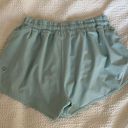 Lululemon Hotty Hot Short 2.5” Photo 2