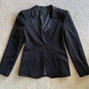 Forever 21 Squared shoulder black blazer Photo 4