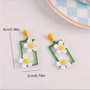 Daisy Hollow Acrylic Rectangle Embellished With Two  Flowers Dangle‎ Earrings Photo 3