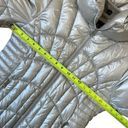 Guess  quilted pearlescent silver puffer jacket Photo 9