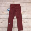 Brooks  run raisin 3/4 right leggings size XS Photo 6