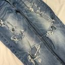 American Eagle  Size 4 Tomgirl Straight Baggy Distressed Jeans Stretch Raw Hem Photo 3