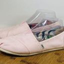 Toms Tom’s Women’s Canvas Pink Flat Shoe Size 8M Photo 0