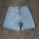 Gloria Vanderbilt  "Amanda" jean shorts Photo 1