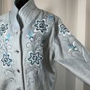 Bob Mackie  Women’s Wearable Art Light Blue Fleece X-Large Embroidered Jacket EUC Photo 9