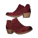 Earth Origins  Suede Booties Size 8.5 Amanda Perforated Ruching Garnet Back Zip Photo 2