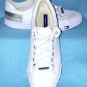 Tommy Hilfiger 𝅺 Laddi 2 white gold silver size 7 1/2 M Photo 0