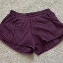 Lululemon Hotty Hot Short 2.5” Photo 2