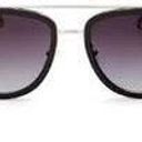 Quay Australia French Kiss Sunnies Photo 1