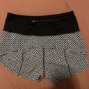 Lululemon High-Rise Speed Up Short 2.5” Photo 2