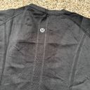 Lululemon Swiftly Tech Short Sleeve Photo 4