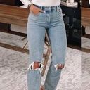 Abercrombie & Fitch  High Rise Distressed Mom Jeans size 26 size 2 light wash Photo 0