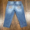 Seven7  Denim Capri Metallic Stitched Pockets Jeans Photo 4