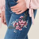 Harper  Flower Embroidered Skinny Jeans - Size 26 Photo 1