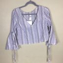 SEEK the Label LF   Women Cropped chambray  bell sleeved V neck shirt Sz. Small Photo 1