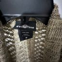 It’s Our Time It's our time sweater Vest cardigan is a size small. Photo 3