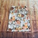 Catherine Malandrino Women's Floral Print Lined Straight Skirt Size Small Photo 2