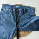 J. McLaughlin  Slim Straight Jean size 6 in Light Rinse Wash Photo 5