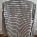 Orvis Striped Gray 1/4 Zip Logo Pockets Pullover Sweatshirt, size M Photo 2