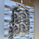 360 Cashmere  Dahlia Camo Crew Neck sweater small Photo 1