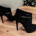 Jessica Simpson  Black Suede and Mesh Zip Back Platform Heel Booties Women’s 7 Photo 2