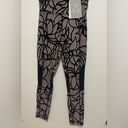 DKNY  NWT High Rise Leggings. LATH023 Photo 2