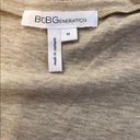 BCBGeneration •• NWOT V-neck Tee, Medium Photo 6