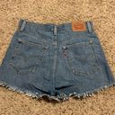 Levi’s High-Rise Mom Shorts Photo 2