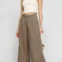 Reformation  Lowe Super Wide Leg Pleated Pants Mushroom Size 26 Photo 0