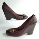 Frye ‎ Brown Leather HANNAH PUMP Wedge Buckle Photo 4