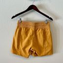 Zyia  Active Gold Canyon Shorts Photo 5