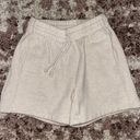 Aritzia TNA sweatshorts Photo 0