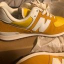 New Balance Tan / Yellow 696 Suede Sneakers Photo 2