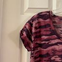 Xersion  Pink/purple Camo tie knot front tee size Small Photo 3