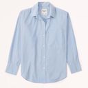 Abercrombie & Fitch  90s Oversized Poplin Button-Up Shirt Light Blue Size XS Photo 2