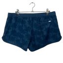 Vuori  Tavi Women’s Shorts Swim & Workout Shorts Anti Odor Quick Dry Large Photo 1