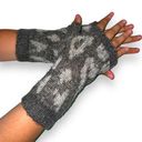 Old Navy  Womens Knit Fingerless Gloves Gray Silver Leopard Print Cozy Large XL Photo 0