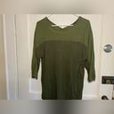 Harvé Benard 3/4 sleeve Green blouse with grommet detail Photo 7