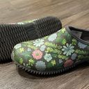 Western Chief Floral Garden Shoes Photo 2