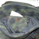 Rothy's NWoT Rothy’s The Weekender in Olive Camo Large Duffle w/ Strap Dust & Wash Bag Photo 6