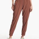 Vuori  Womens Villa Joggers XXL Lightweight Jogger Pants Brown Hazelnut High Rise Photo 2