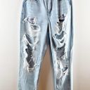 American Eagle  High Rise Distressed Mom Jeans Light Wash Denim 6 Photo 4