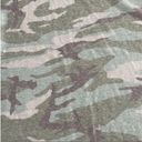 Thread and Supply  Size Medium Camouflage Short-Sleeve Shirt Photo 2