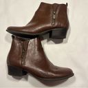 Unisa 🏔️ Brown Leather Short Heeled Boots (Bootie) Women's Size 9 Photo 1