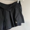 Mountain Hardwear [] Women’s Black Double Lined Shorts- Size Medium Photo 2