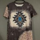 Boutique  Gray Leopard Western Short Sleeve Shirt Size Small NWOT Photo 0