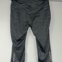 Nike Jordan  Women's Grey Dri-Fit Epic Run Tight Running Capri Size Medium Photo 5