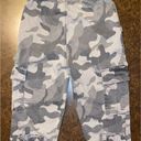 Hollister  Ultra High Rise Jogger Pants in Grey Camo - size small Photo 2