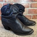 Dingo  Womens Western cowboy ankle boots size 6.5 Photo 0